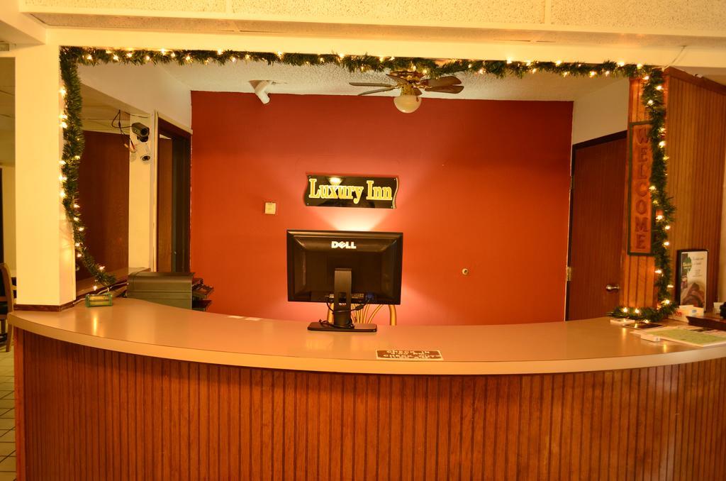Luxury Inn & Suites リンカーン エクステリア 写真