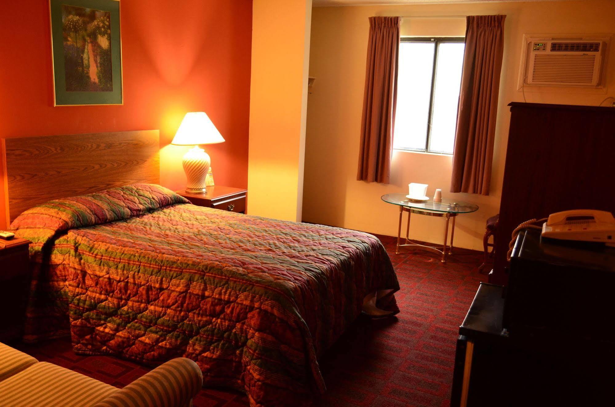 Luxury Inn & Suites リンカーン エクステリア 写真